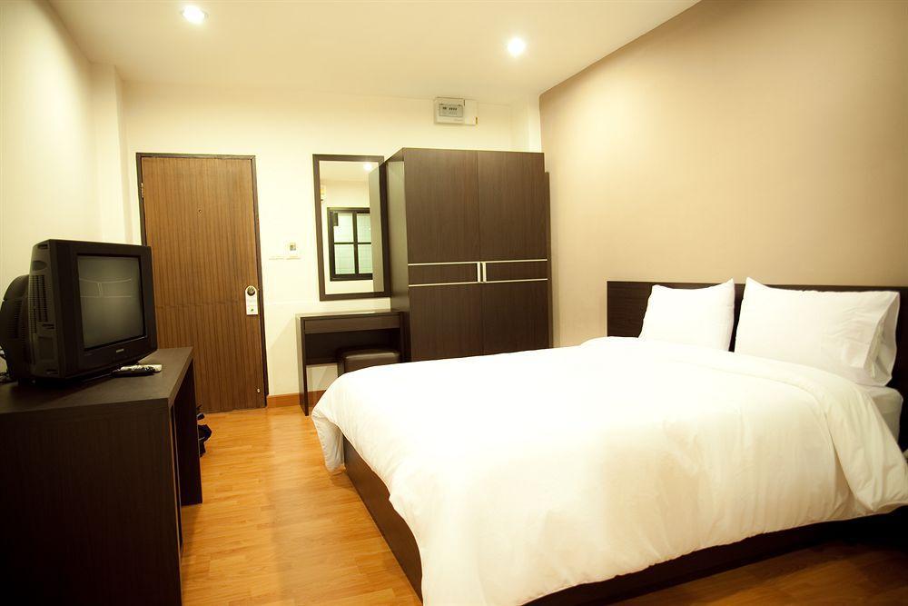 Khaosan Park Resort Bangkok Exterior foto